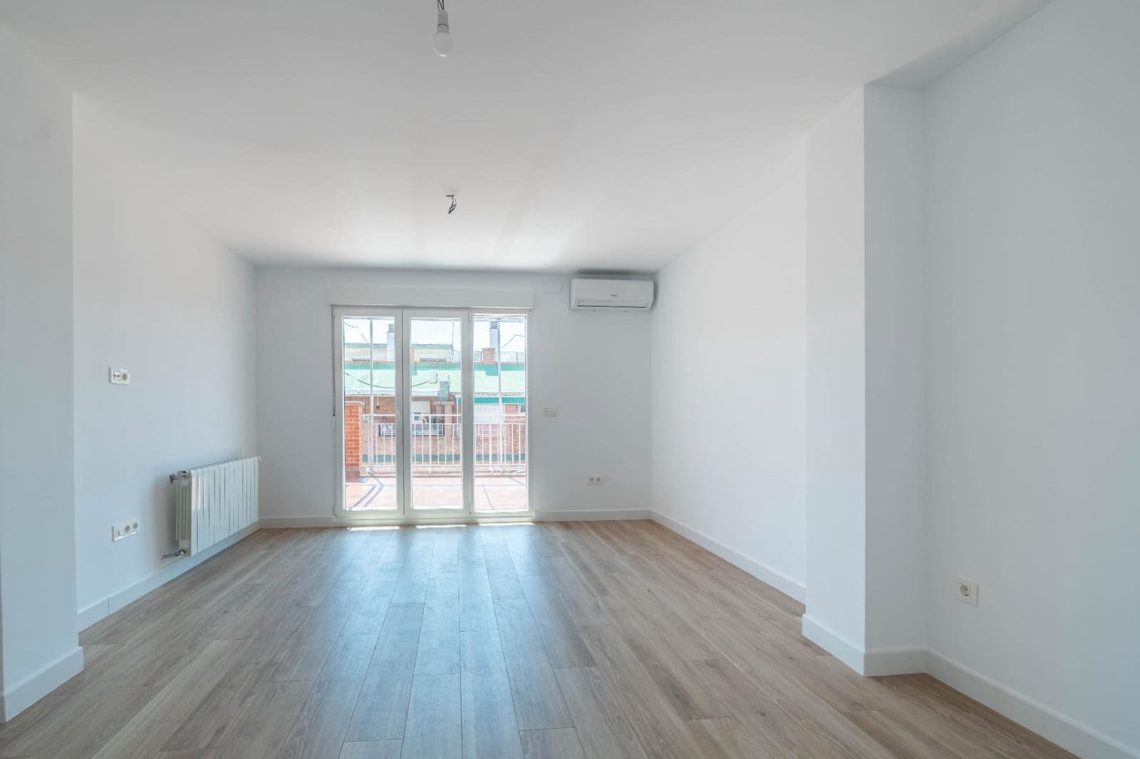 4 slaapkamer Penthouse te koop in Granada stad - € 575.000 (Ref: 9916593)