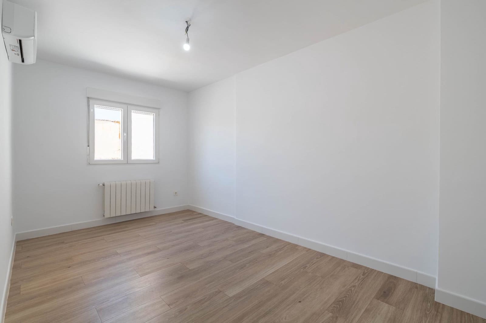 4 slaapkamer Penthouse te koop in Granada stad - € 575.000 (Ref: 9916593)