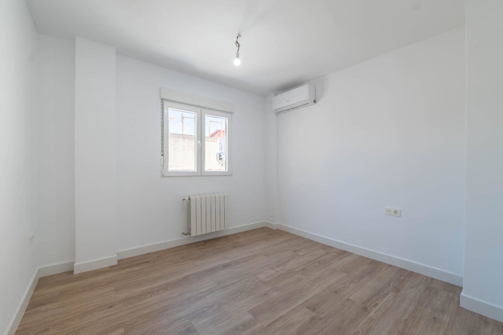 4 slaapkamer Penthouse te koop in Granada stad - € 575.000 (Ref: 9916593)