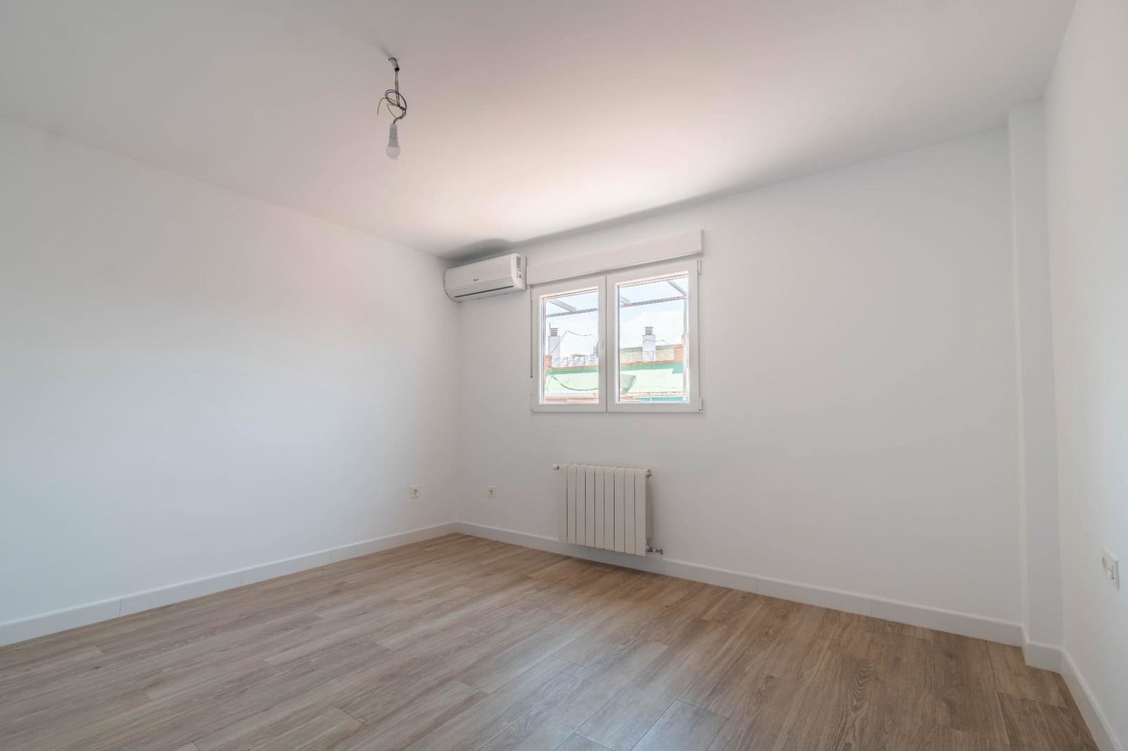 4 slaapkamer Penthouse te koop in Granada stad - € 575.000 (Ref: 9916593)