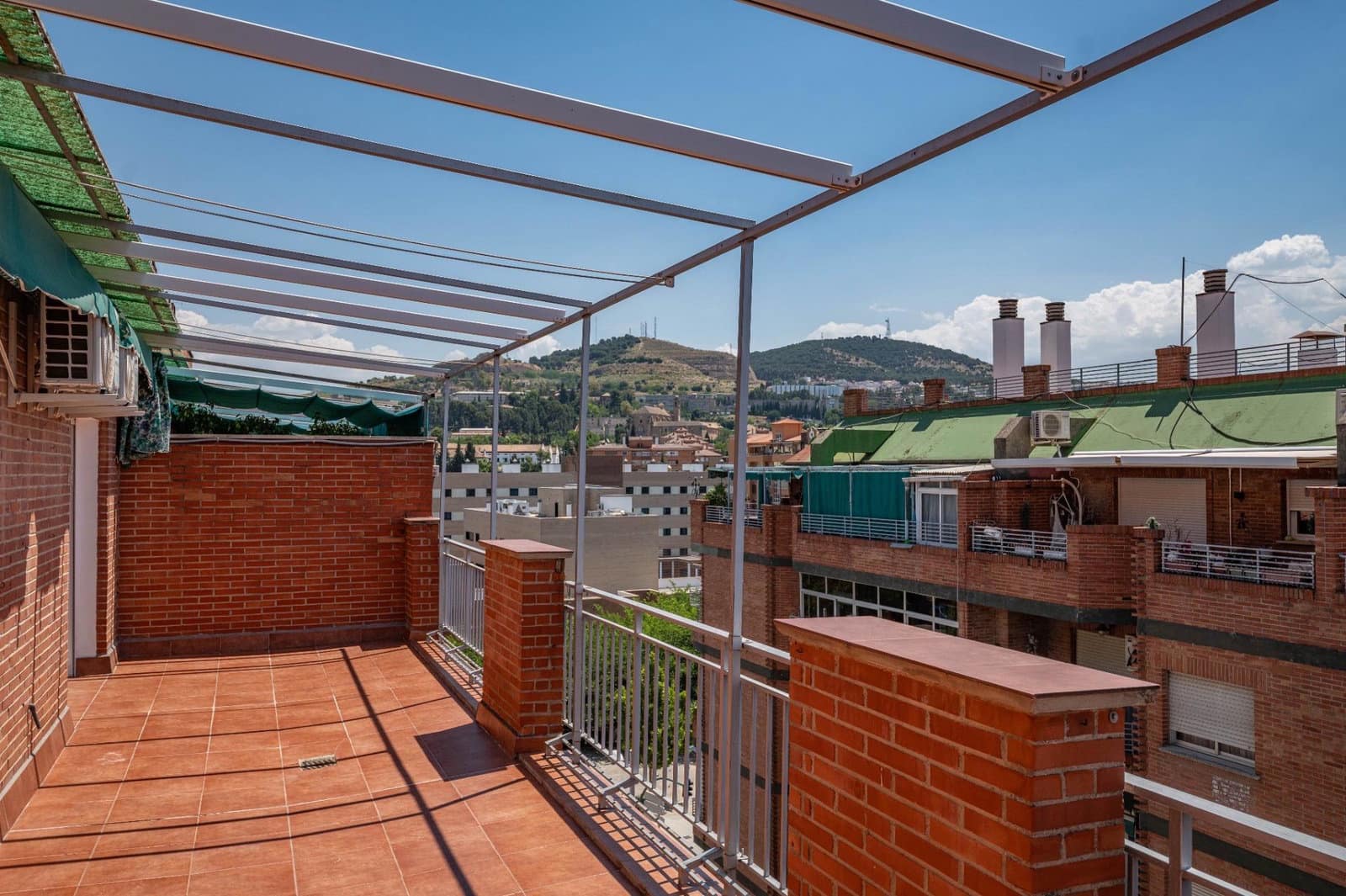 4 slaapkamer Penthouse te koop in Granada stad - € 575.000 (Ref: 9916593)