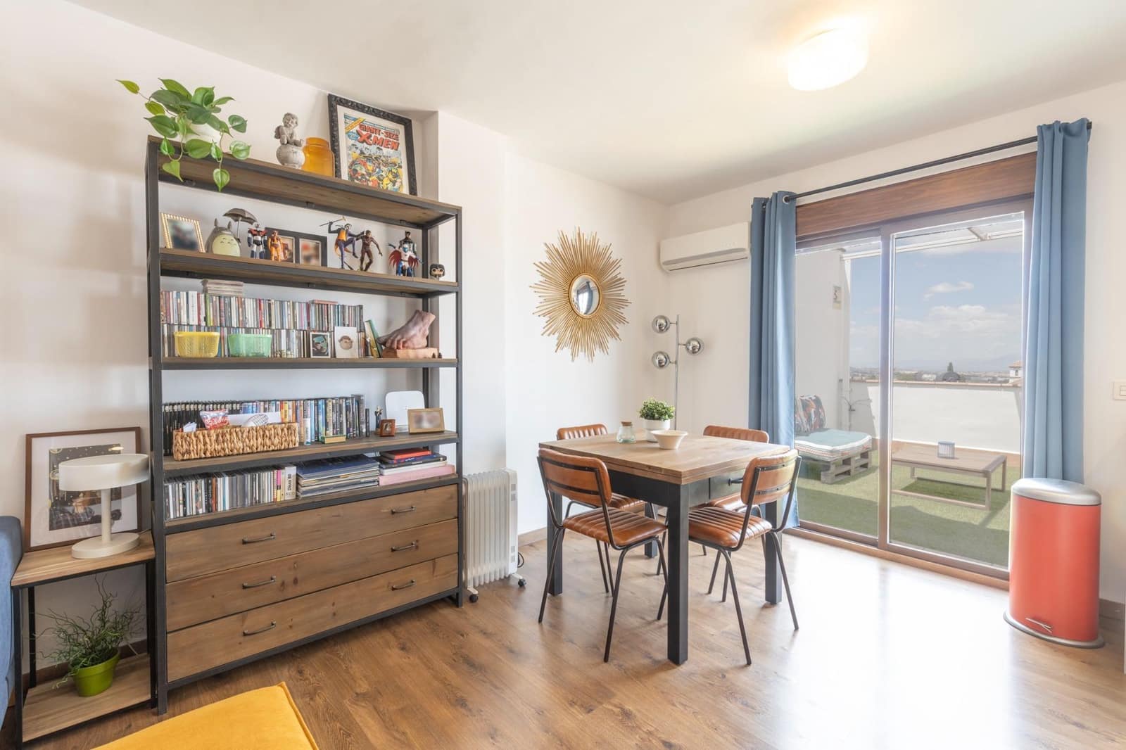 2 slaapkamer Penthouse te koop in La Zubia met garage - € 265.000 (Ref: 9916594)