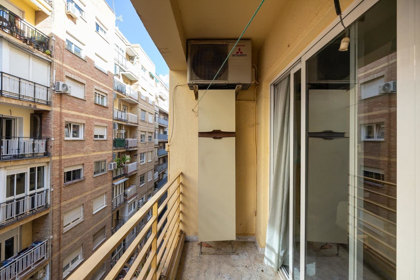 6 slaapkamer Appartement te koop in Granada stad - € 259.000 (Ref: 9916595)