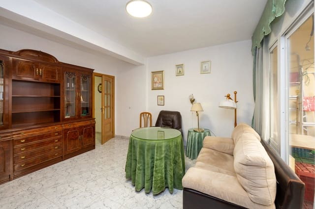6 Zimmer Apartment zu verkaufen in Centro - Sagrario, Granada Stadt - 259.000 € (Ref: 9916595)