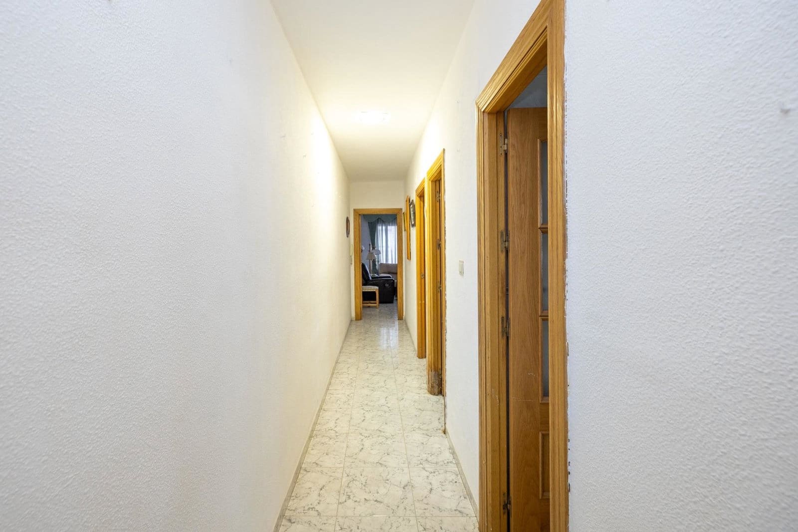 6 slaapkamer Appartement te koop in Granada stad - € 259.000 (Ref: 9916595)