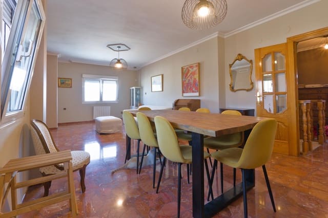 3 soveværelse Villa til salg i Cájar med garage - € 359.500 (Ref: 9916596)