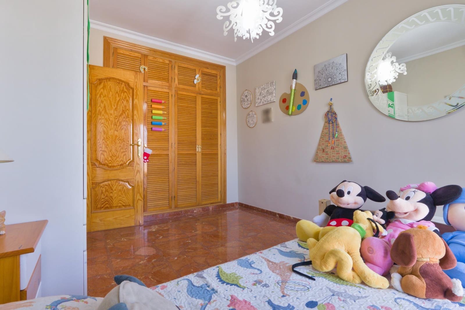 3 bedroom Villa for sale in Cajar with garage - € 359,500 (Ref: 9916596)