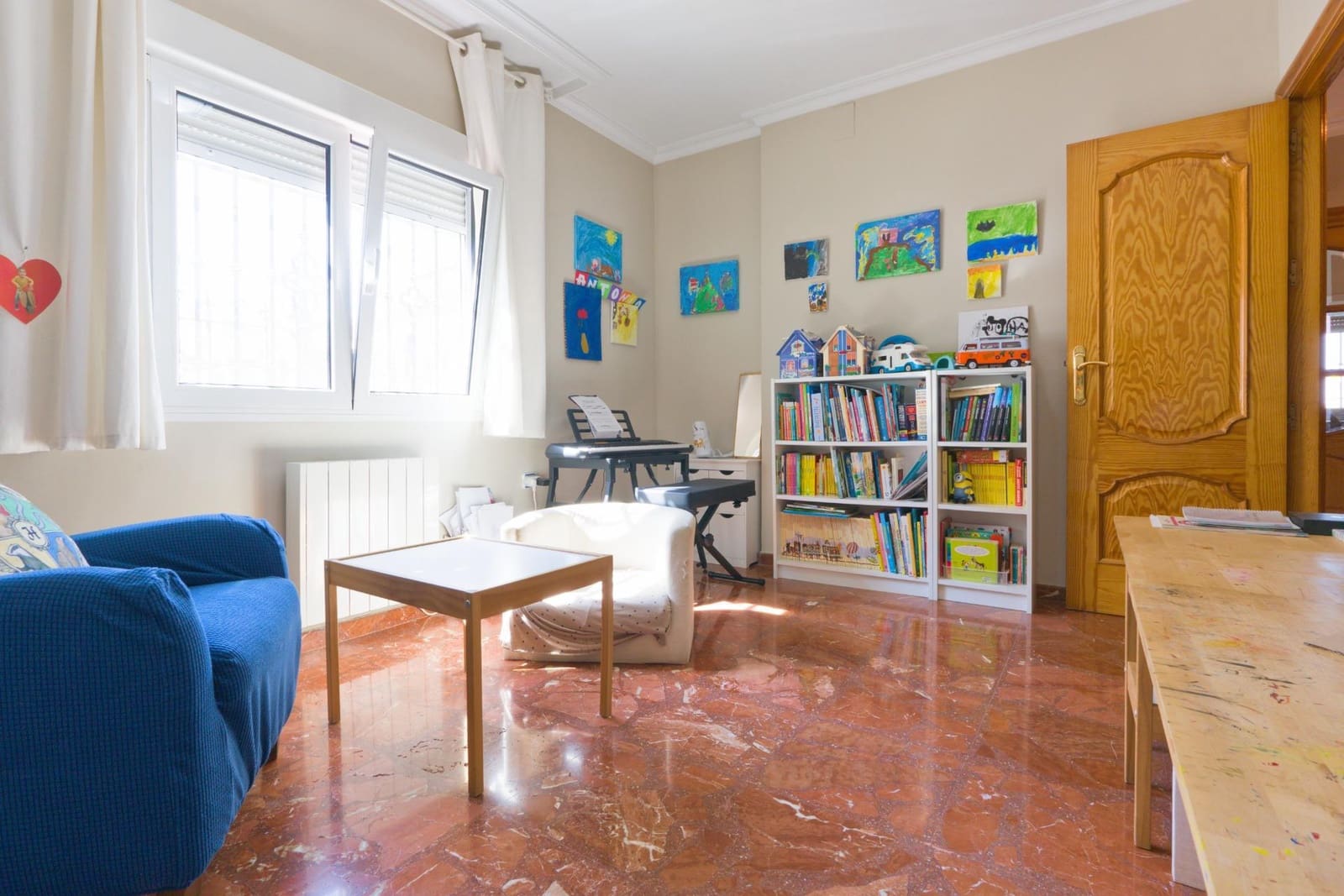 3 bedroom Villa for sale in Cajar with garage - € 359,500 (Ref: 9916596)