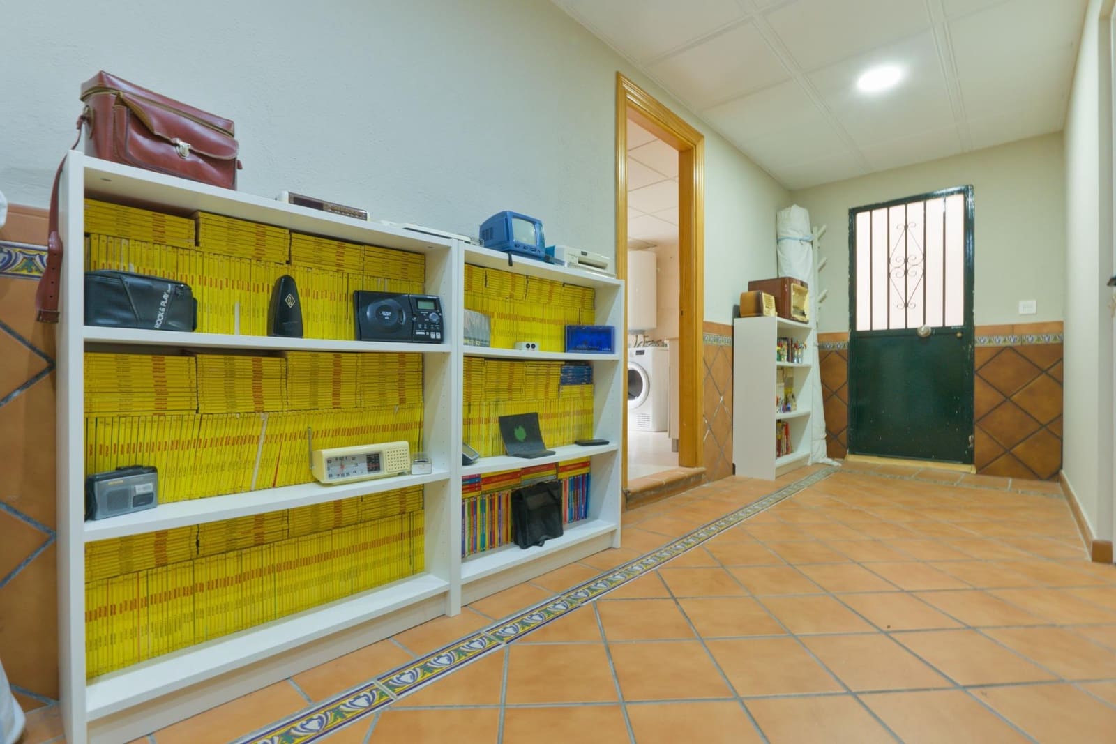 3 bedroom Villa for sale in Cajar with garage - € 359,500 (Ref: 9916596)
