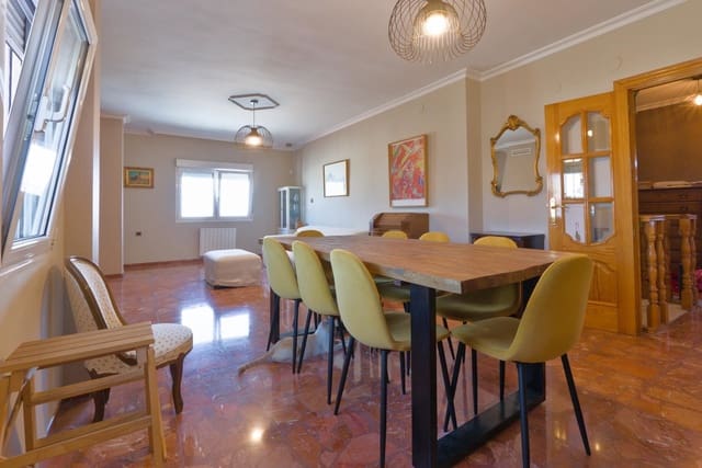 3 soveværelse Villa til salg i Cájar med garage - € 359.500 (Ref: 9916596)