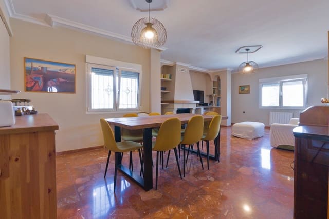 3 soveværelse Villa til salg i Cájar med garage - € 359.500 (Ref: 9916596)