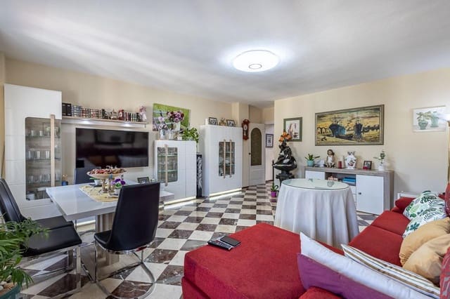 4 Zimmer Apartment zu verkaufen in Cenes de la Vega mit Pool Garage - 205.000 € (Ref: 9916598)