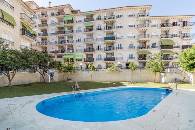 4 Zimmer Apartment zu verkaufen in Cenes de la Vega mit Pool Garage - 205.000 € (Ref: 9916598)