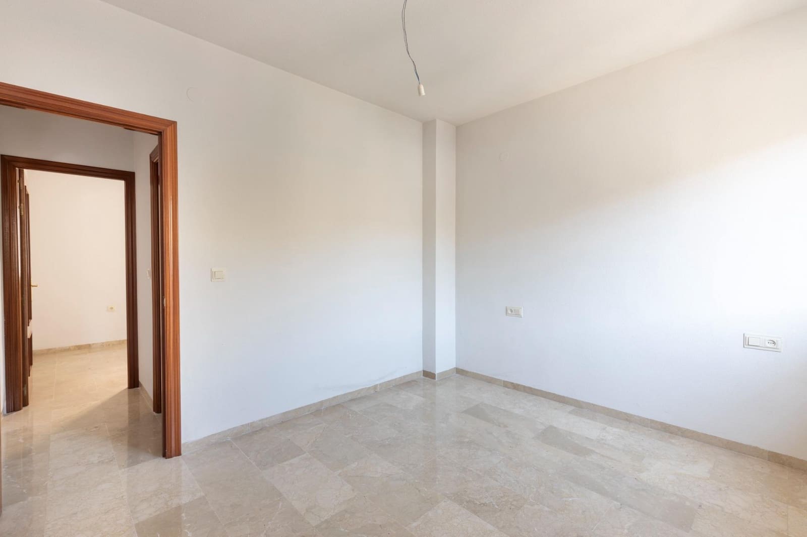 3 soverom Penthouse til salgs i Cenes de la Vega med garasje - € 175 000 (Ref: 9916600)