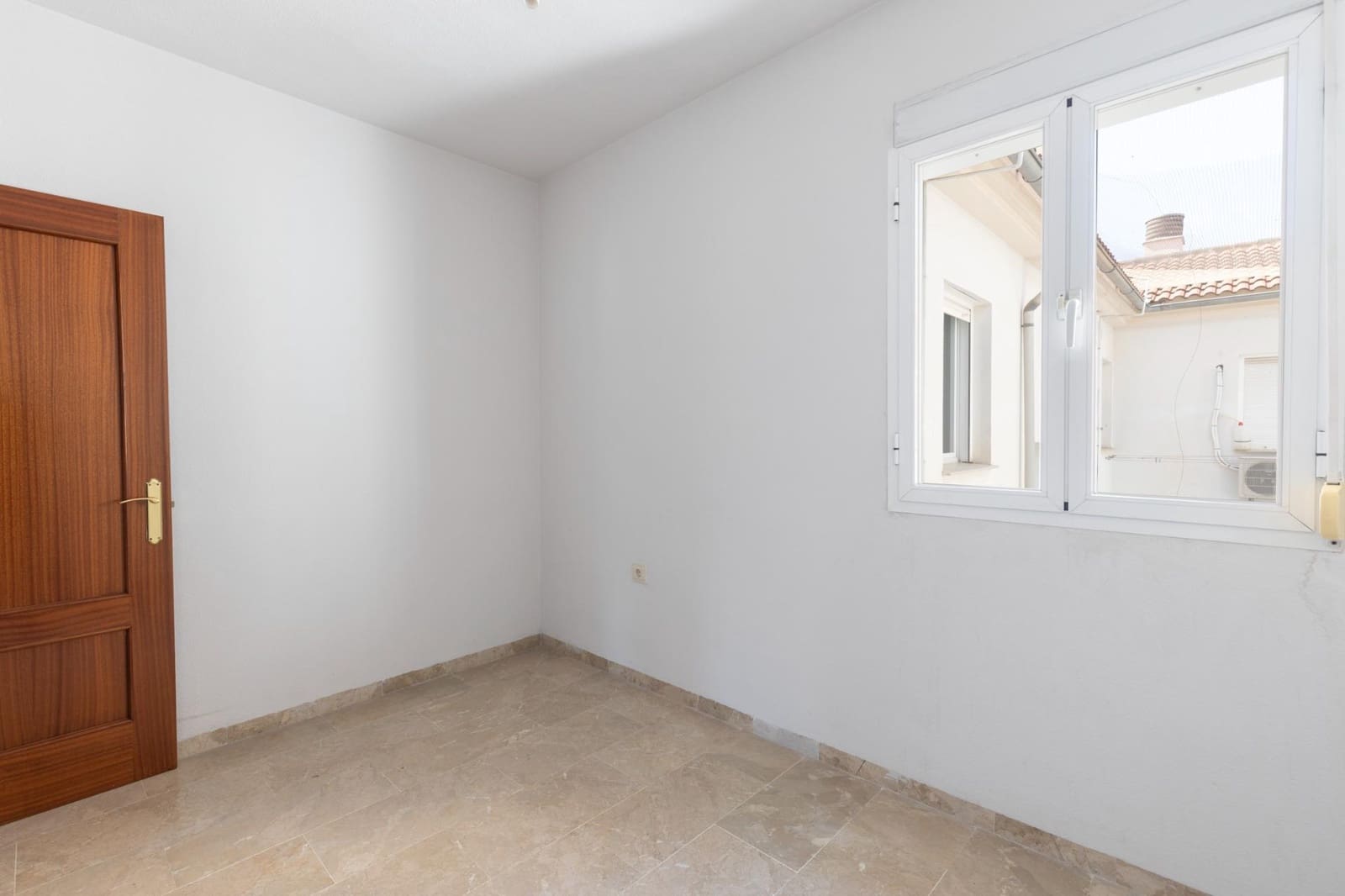 3 soverom Penthouse til salgs i Cenes de la Vega med garasje - € 175 000 (Ref: 9916600)