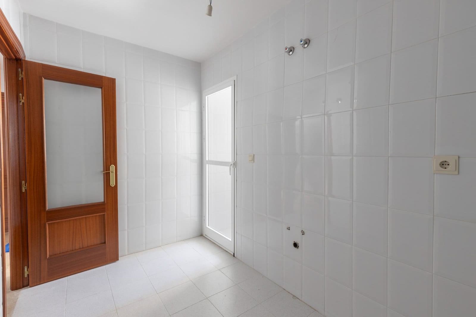 3 quarto Penthouse para venda em Cenes de la Vega com garagem - 167 000 € (Ref: 9916600)