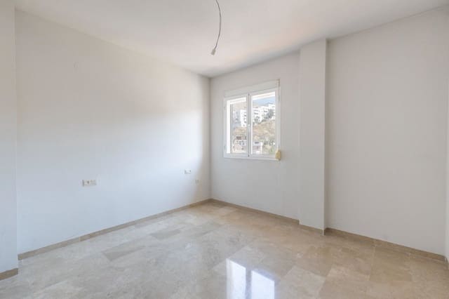 3 Zimmer Penthouse zu verkaufen in Cenes de la Vega mit Garage - 167.000 € (Ref: 9916600)