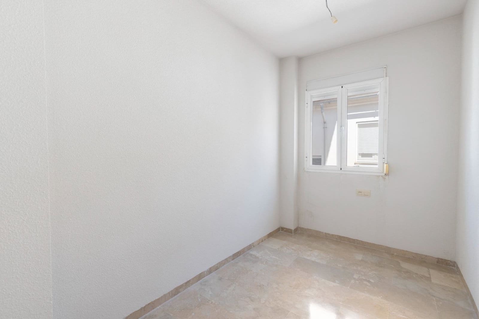 3 quarto Penthouse para venda em Cenes de la Vega com garagem - 167 000 € (Ref: 9916600)