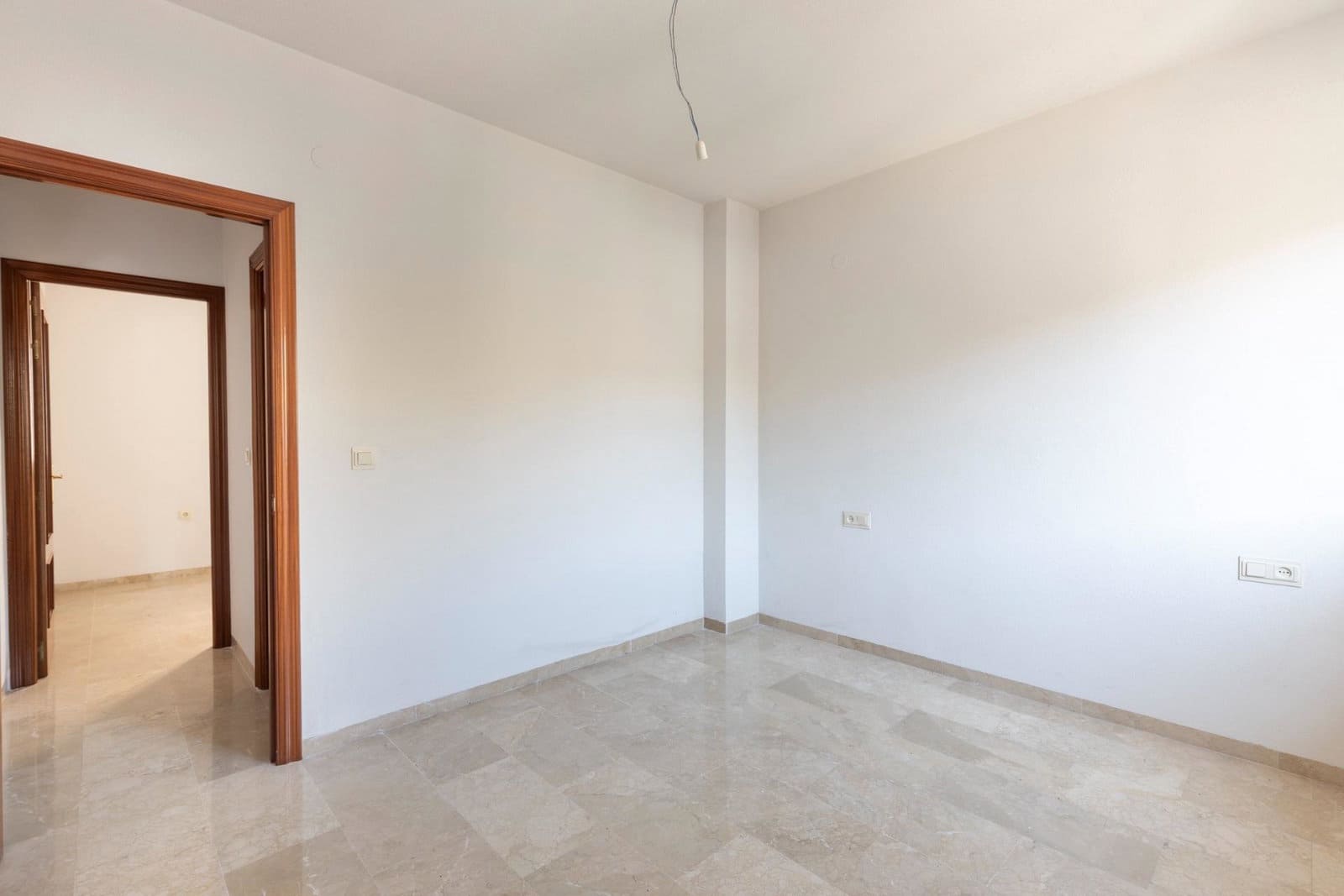 3 quarto Penthouse para venda em Cenes de la Vega com garagem - 167 000 € (Ref: 9916600)
