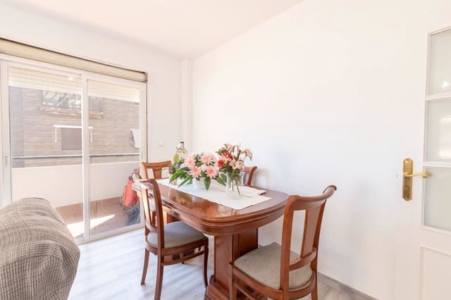 3 slaapkamer Appartement te koop in Atarfe met garage - € 189.000 (Ref: 9916604)