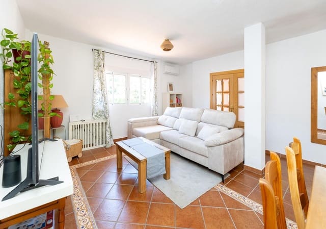 4 sypialnia Dom szeregowy na sprzedaż w La Zubia z basenem garażem - 269 500 € (Ref: 9916605)