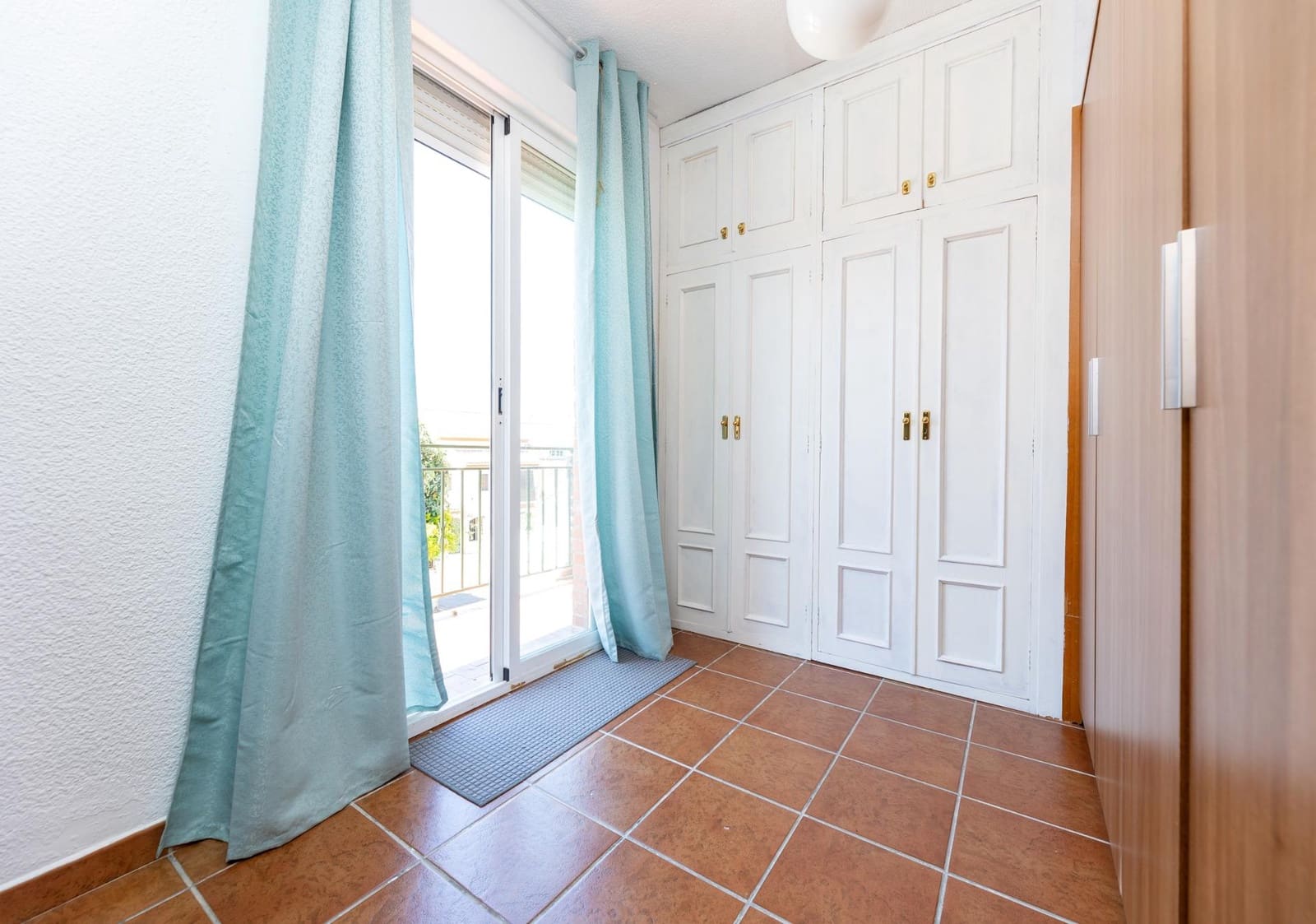Adosado de 4 habitaciones en La Zubia en venta con piscina garaje - 269.500 € (Ref: 9916605)