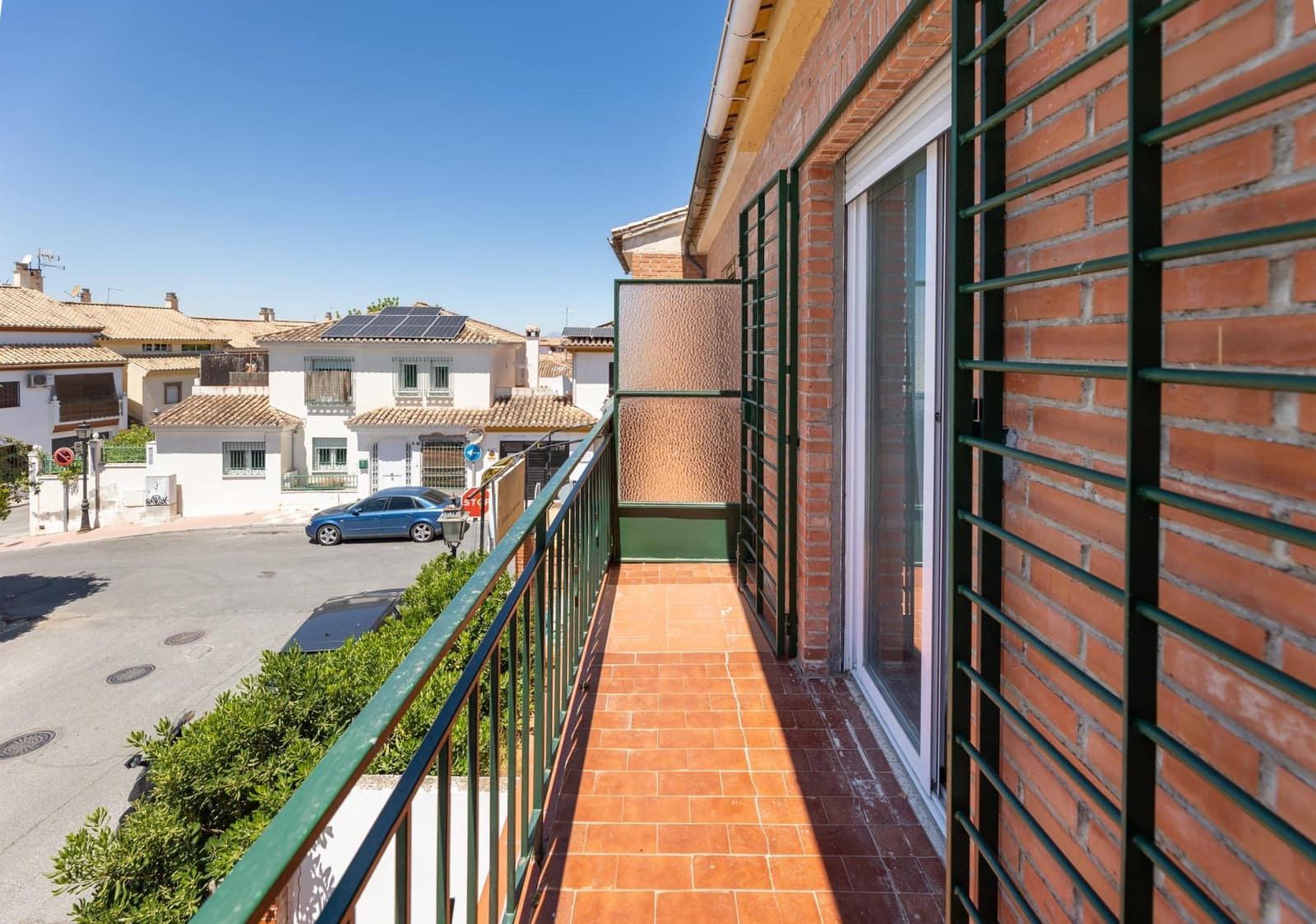 Adosado de 4 habitaciones en La Zubia en venta con piscina garaje - 269.500 € (Ref: 9916605)