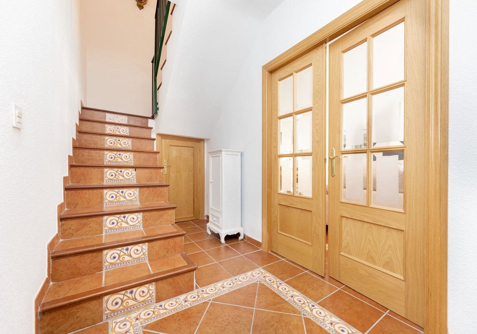 4 soveværelse Rækkehus til salg i La Zubia med swimmingpool garage - € 255.000 (Ref: 9916605)