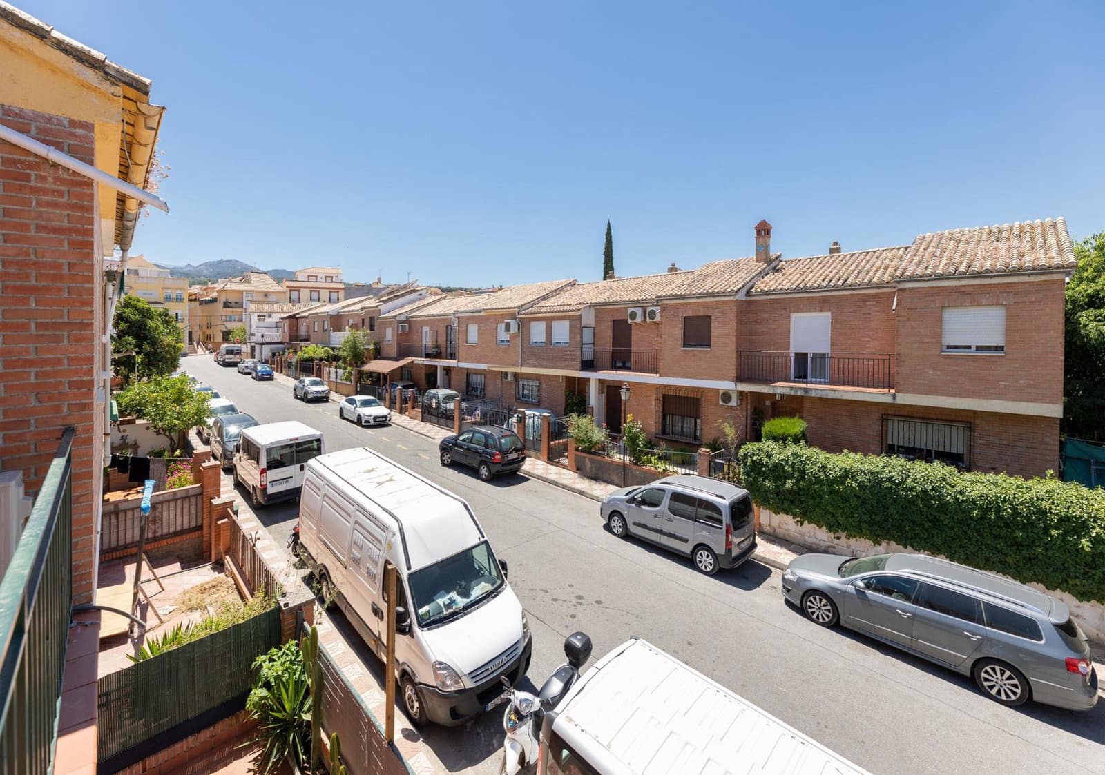 4 soveværelse Rækkehus til salg i La Zubia med swimmingpool garage - € 255.000 (Ref: 9916605)