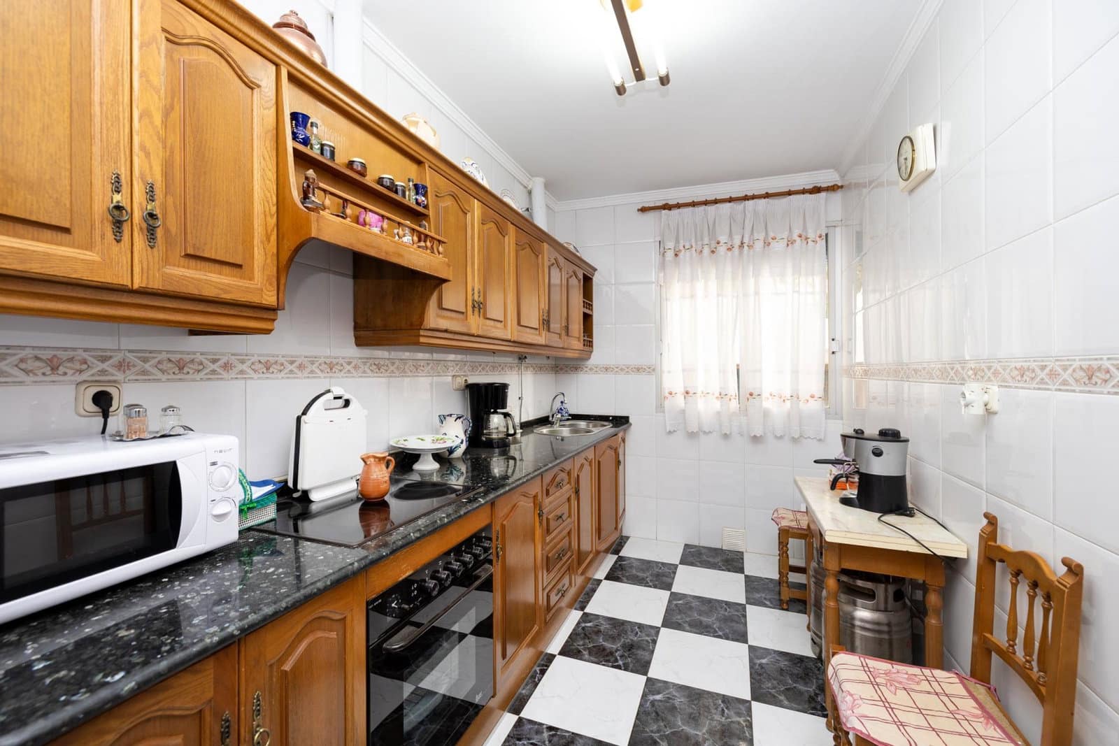 5 camera da letto Villetta a Schiera in vendita in Lanjaron - 220.000 € (Rif: 9916607)