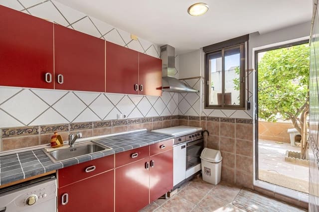 3 soveværelse Villa til salg i Ogíjares med swimmingpool garage - € 370.000 (Ref: 9916608)