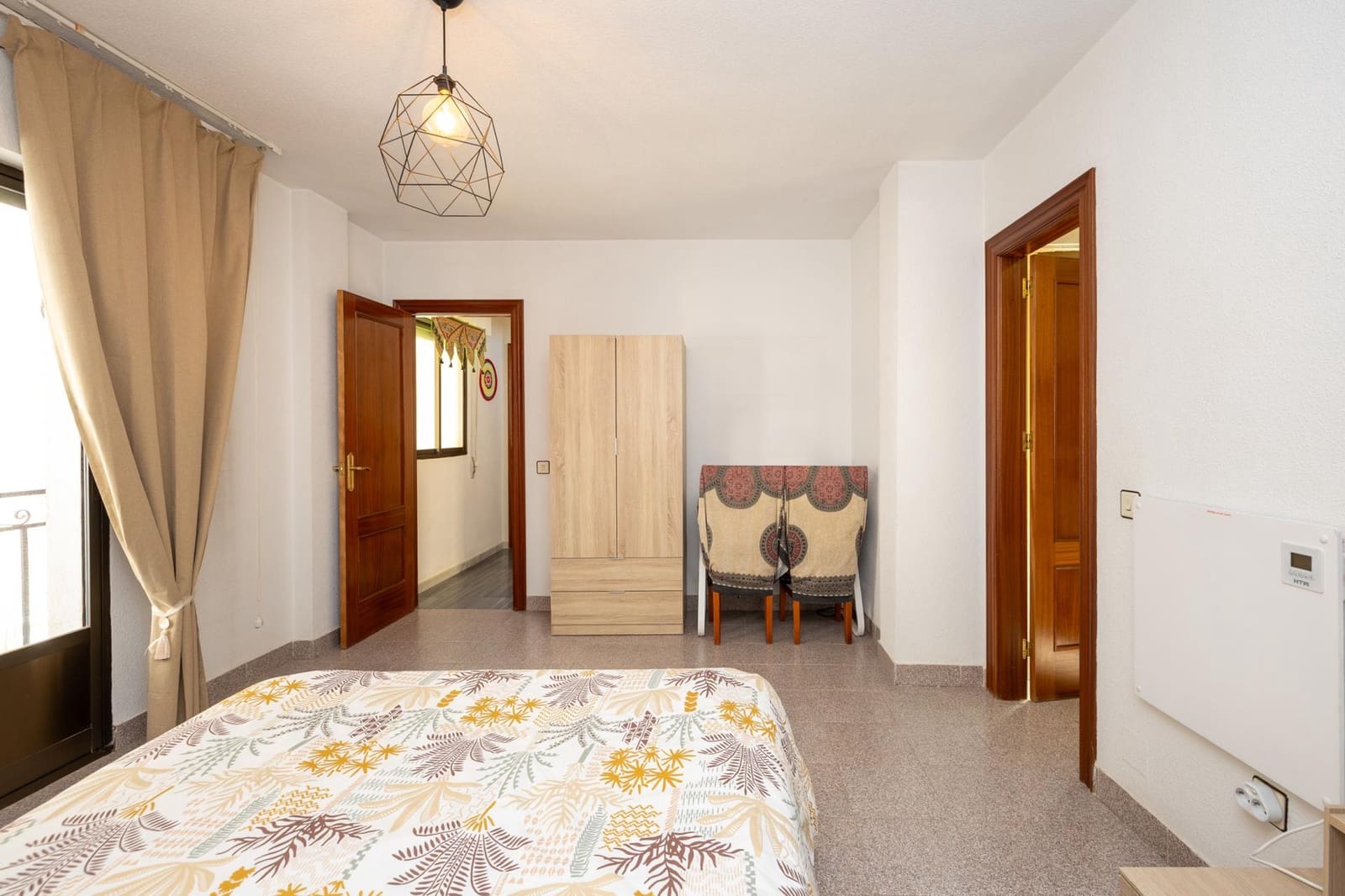 5 slaapkamer Rijtjeshuis te koop in Guejar Sierra - € 175.000 (Ref: 9916609)