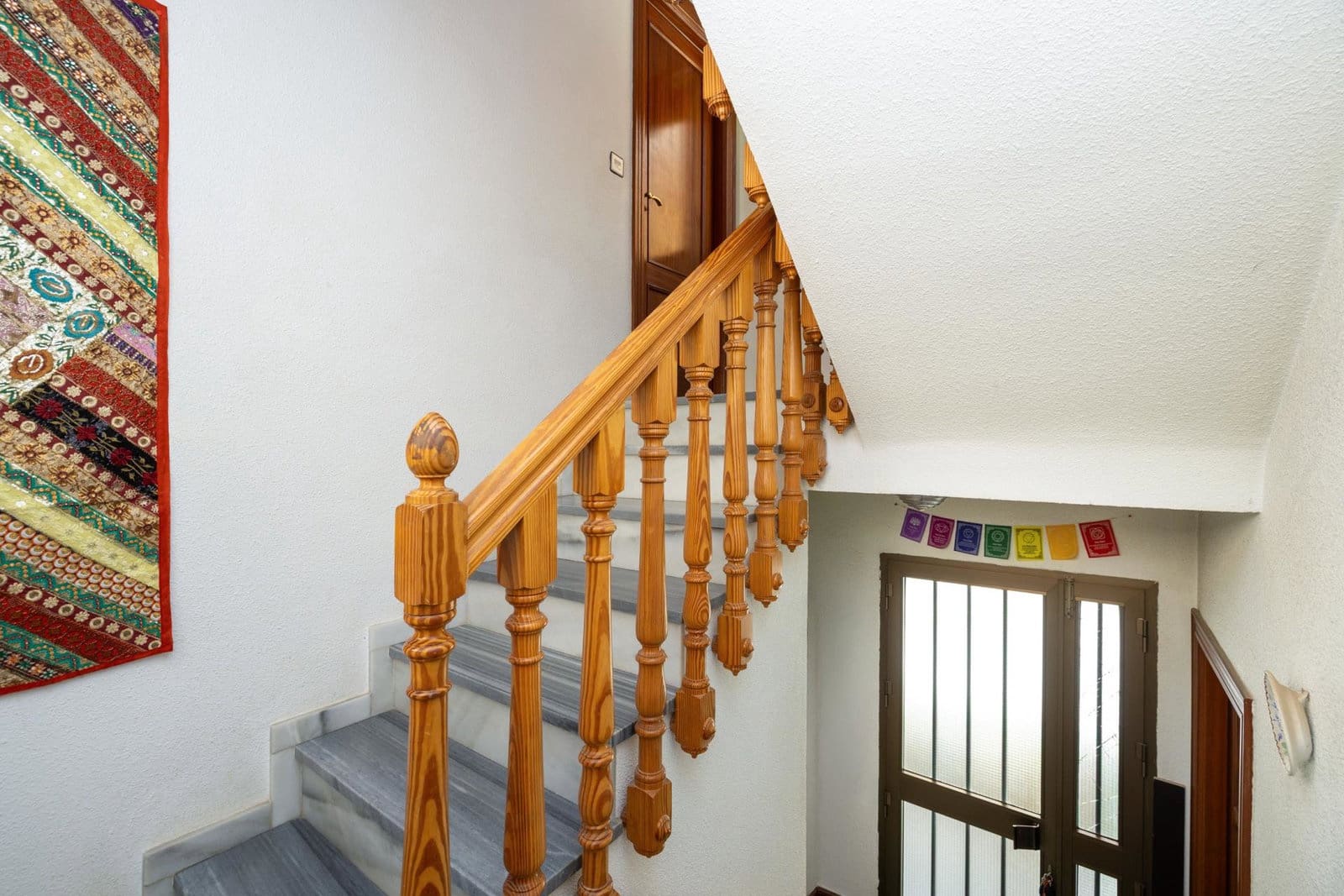 5 slaapkamer Rijtjeshuis te koop in Guejar Sierra - € 165.000 (Ref: 9916609)