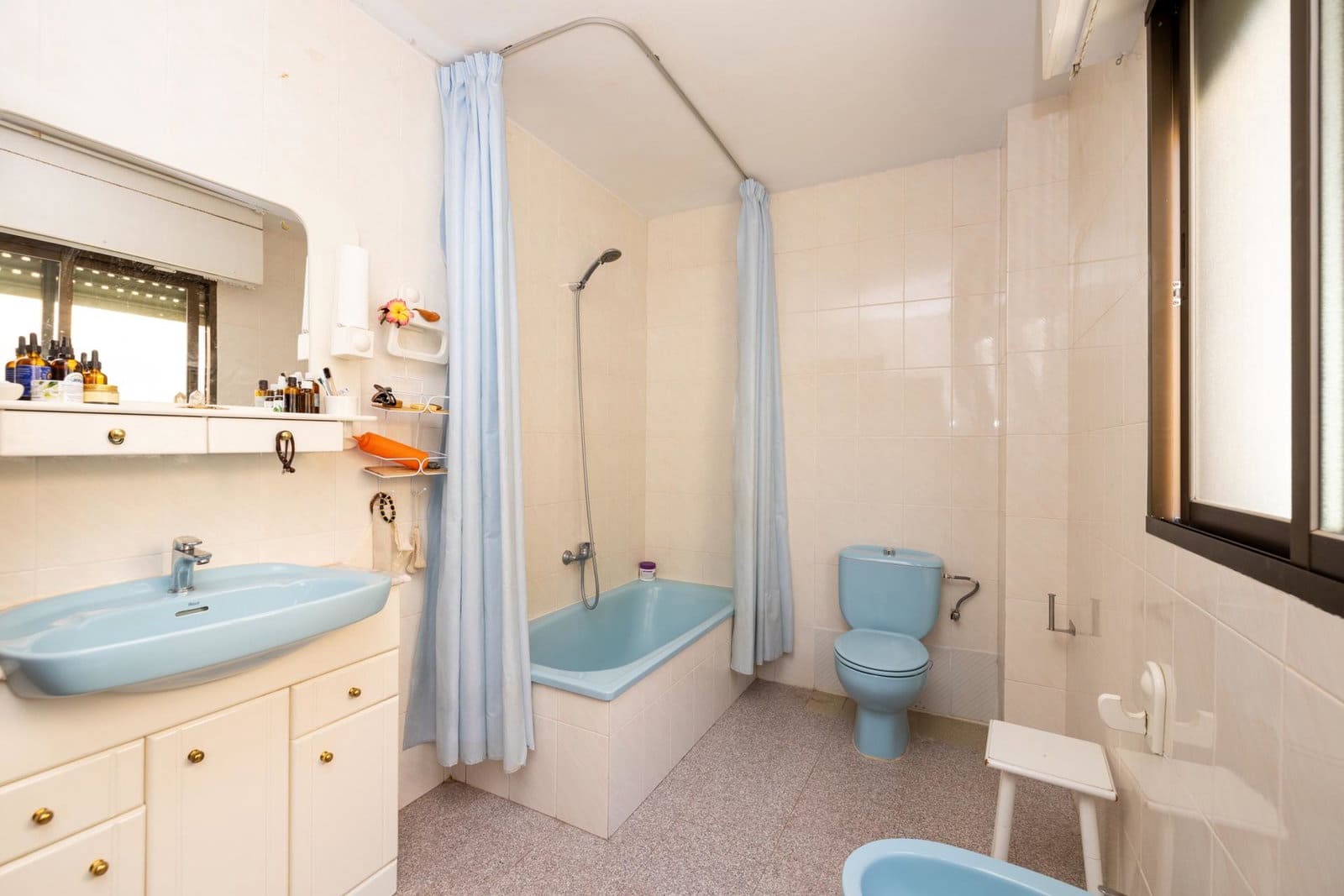 5 slaapkamer Rijtjeshuis te koop in Guejar Sierra - € 165.000 (Ref: 9916609)