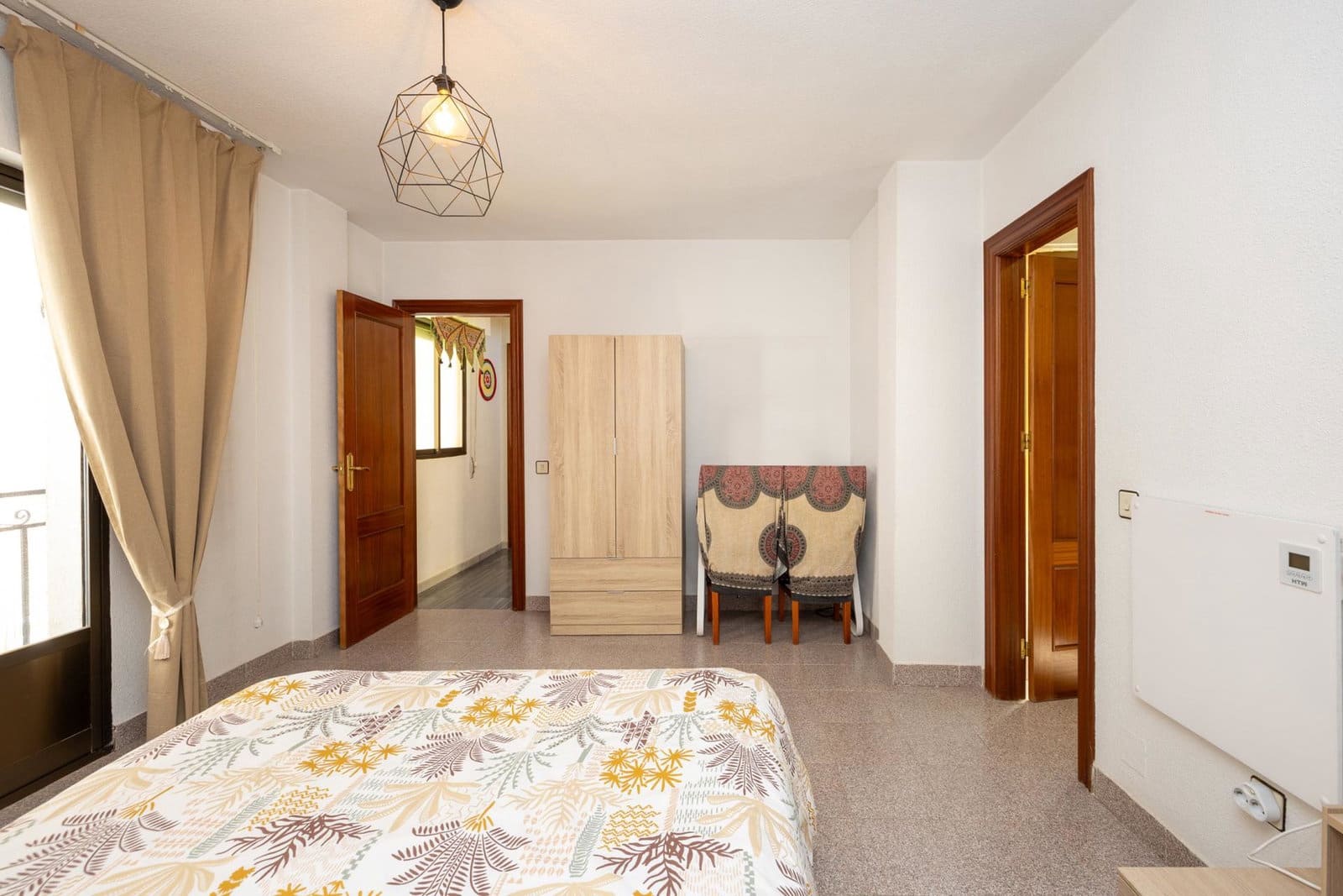 5 slaapkamer Rijtjeshuis te koop in Guejar Sierra - € 165.000 (Ref: 9916609)