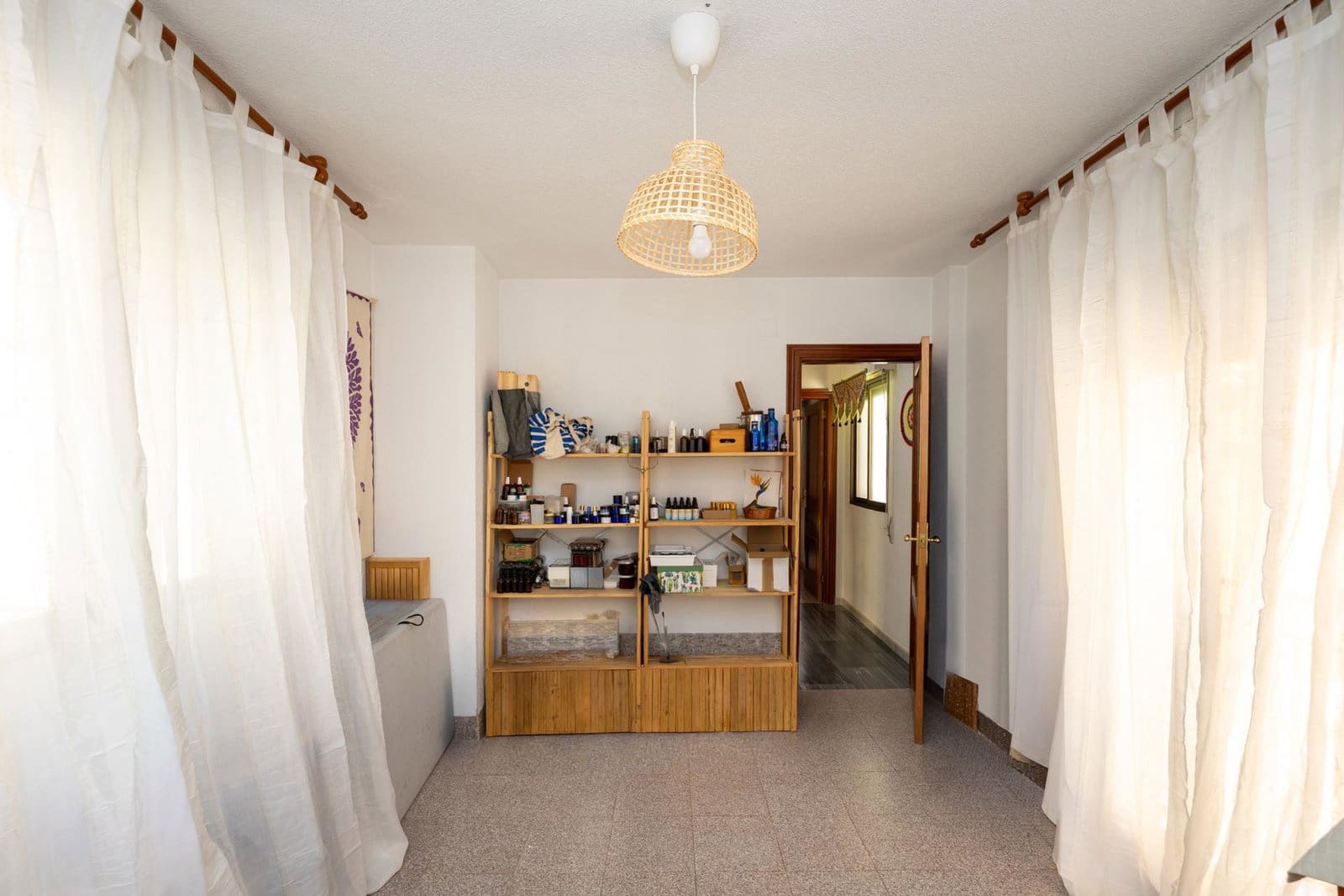 5 slaapkamer Rijtjeshuis te koop in Guejar Sierra - € 165.000 (Ref: 9916609)