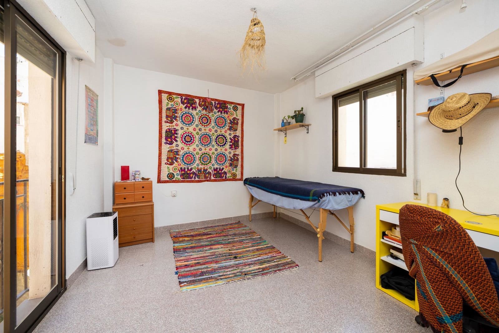 5 slaapkamer Rijtjeshuis te koop in Guejar Sierra - € 165.000 (Ref: 9916609)