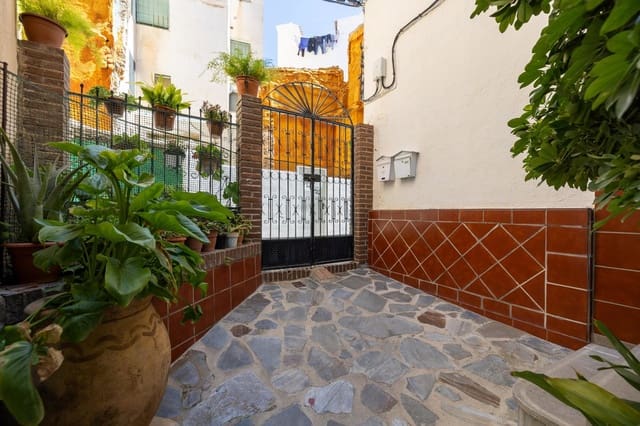 5 chambre Villa/Maison Mitoyenne à vendre à Güéjar Sierra - 165 000 € (Ref: 9916609)