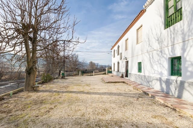 4 Zimmer Finca/Landgut zu verkaufen in Píñar mit Garage - 299.000 € (Ref: 9916611)