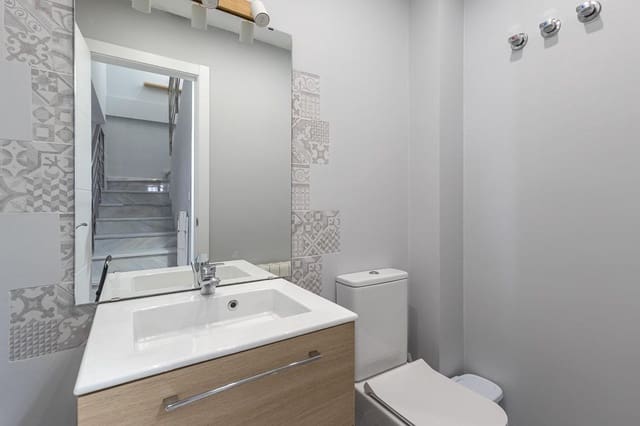 3 chambre Villa/Maison Mitoyenne à vendre à Gójar avec garage - 239 000 € (Ref: 9916612)