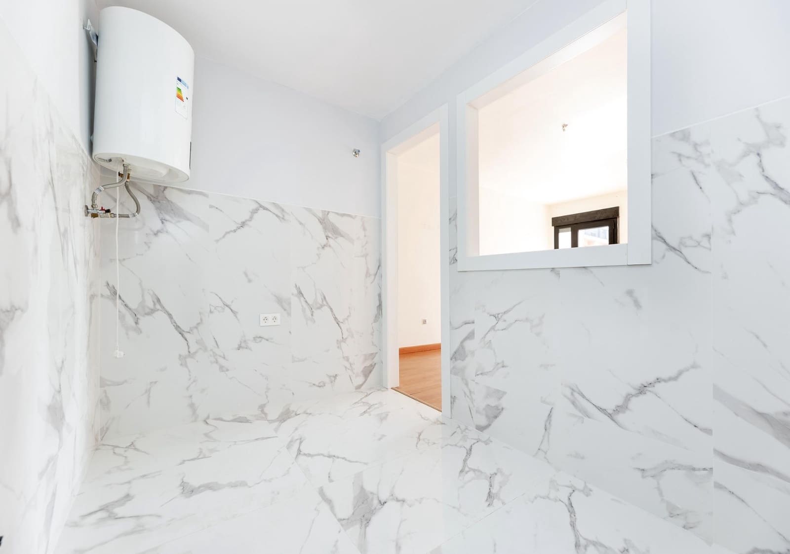 Apartamento de 2 habitaciones en Armilla en venta - 189.000 € (Ref: 9916613)