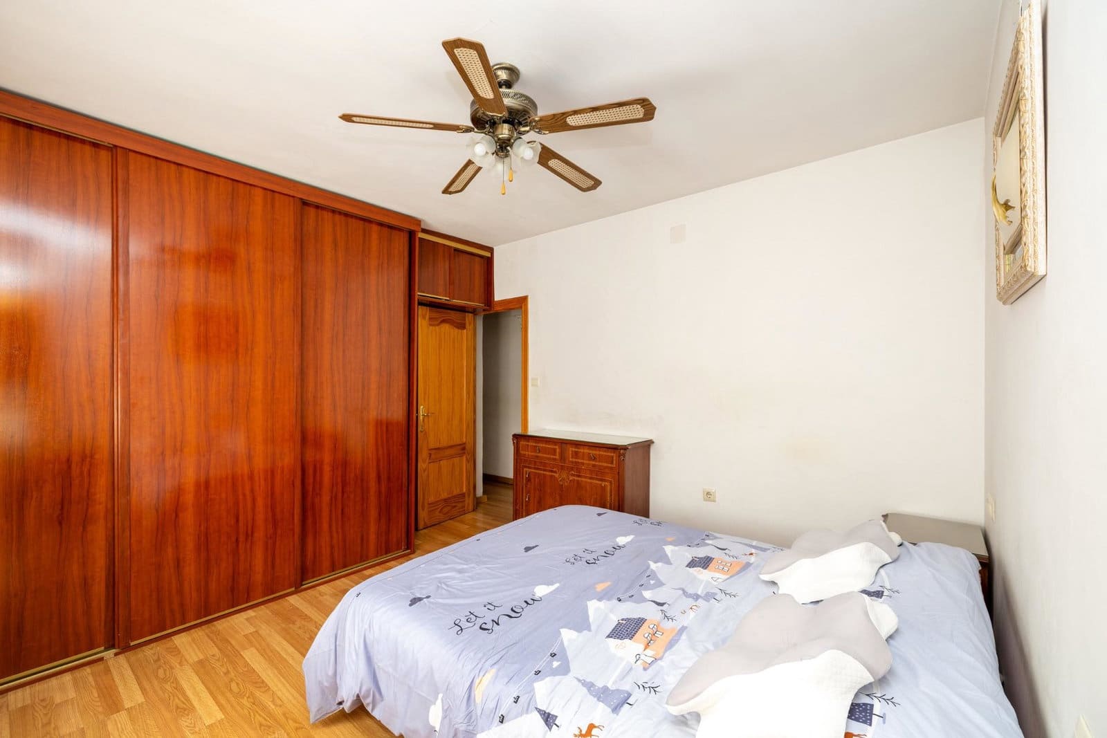 Adosado de 3 habitaciones en Churriana de la Vega en venta con garaje - 315.000 € (Ref: 9916616)
