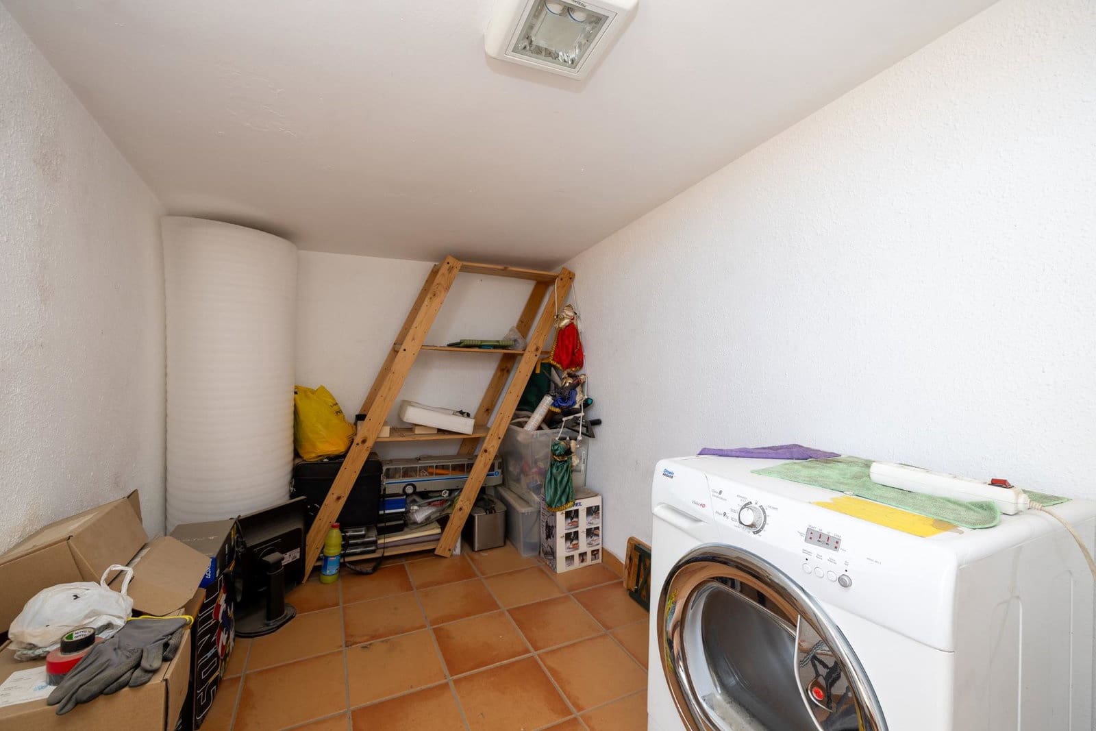 Adosado de 3 habitaciones en Churriana de la Vega en venta con garaje - 315.000 € (Ref: 9916616)