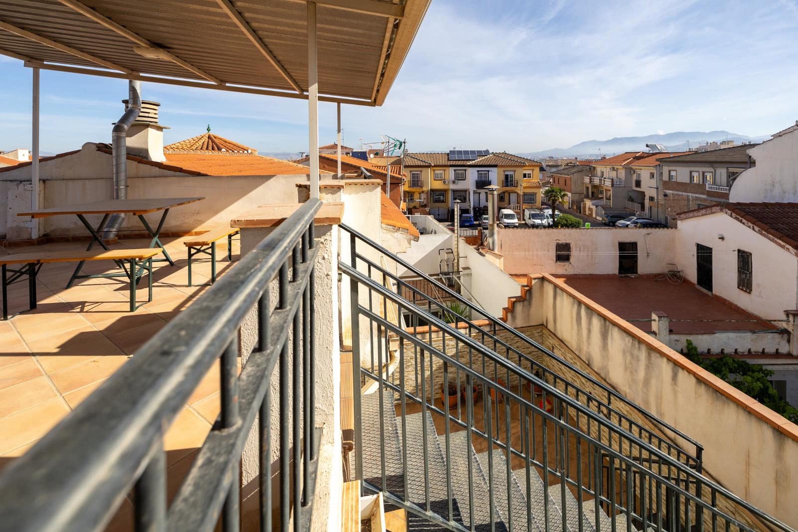 Adosado de 3 habitaciones en Churriana de la Vega en venta con garaje - 315.000 € (Ref: 9916616)