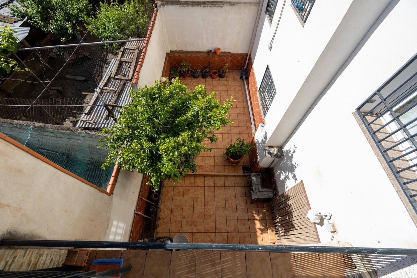 Adosado de 3 habitaciones en Churriana de la Vega en venta con garaje - 315.000 € (Ref: 9916616)