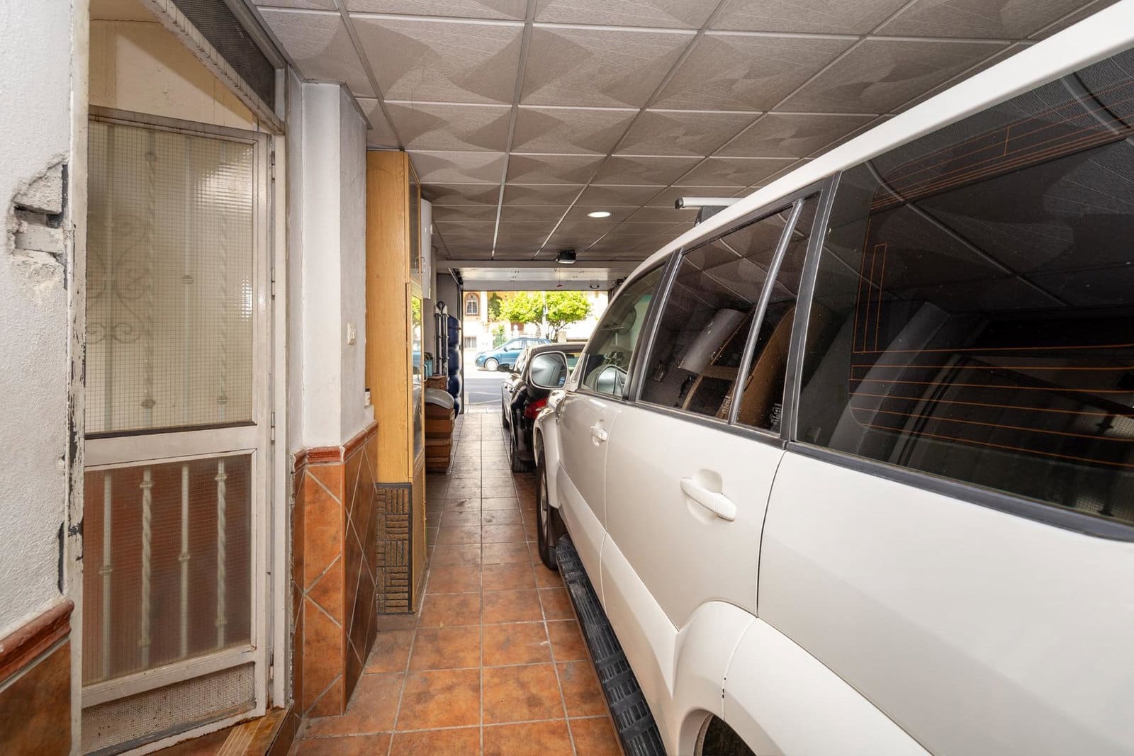 Adosado de 3 habitaciones en Churriana de la Vega en venta con garaje - 315.000 € (Ref: 9916616)