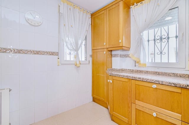 3 sypialnia Dom szeregowy na sprzedaż w Las Gabias z garażem - 214 990 € (Ref: 9916620)
