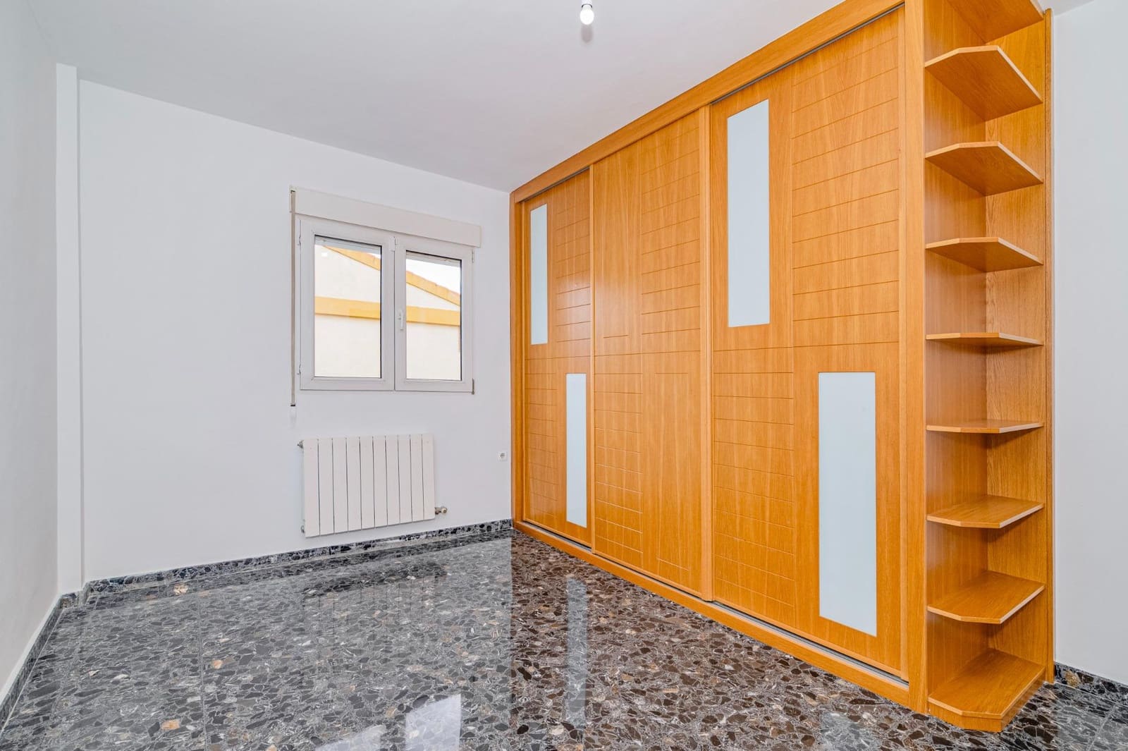 3 sypialnia Dom szeregowy na sprzedaż w Las Gabias z garażem - 214 990 € (Ref: 9916620)