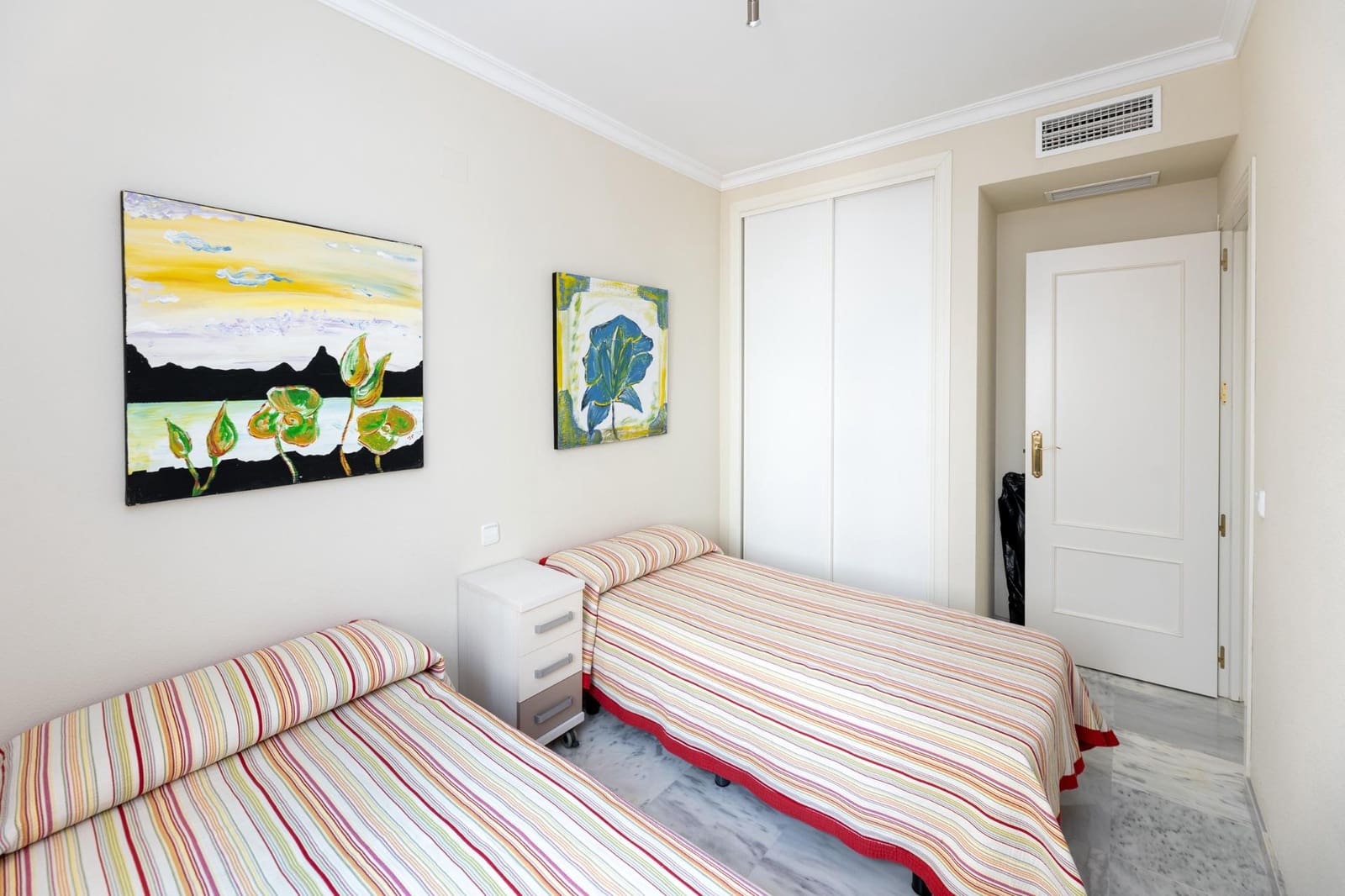 2 soverom Leilighet til salgs i Motril med svømmebasseng garasje - € 280 000 (Ref: 9916623)
