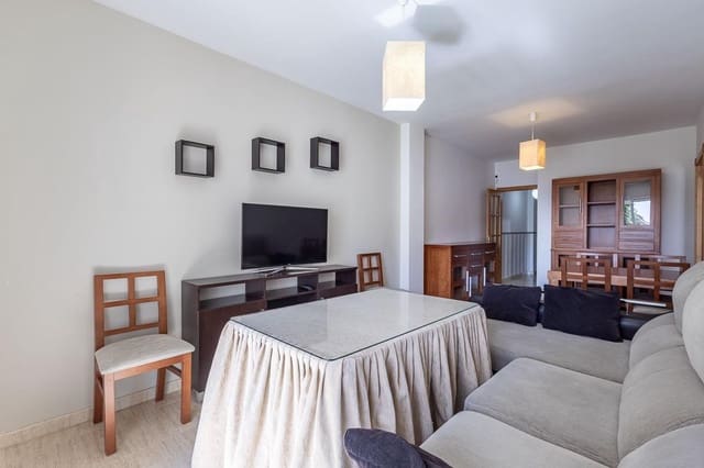 3 makuuhuone Huoneisto myytävänä paikassa Centro - Sagrario, Granada kaupunki mukana 
autotalli - 154 900 € (Ref: 9916624)